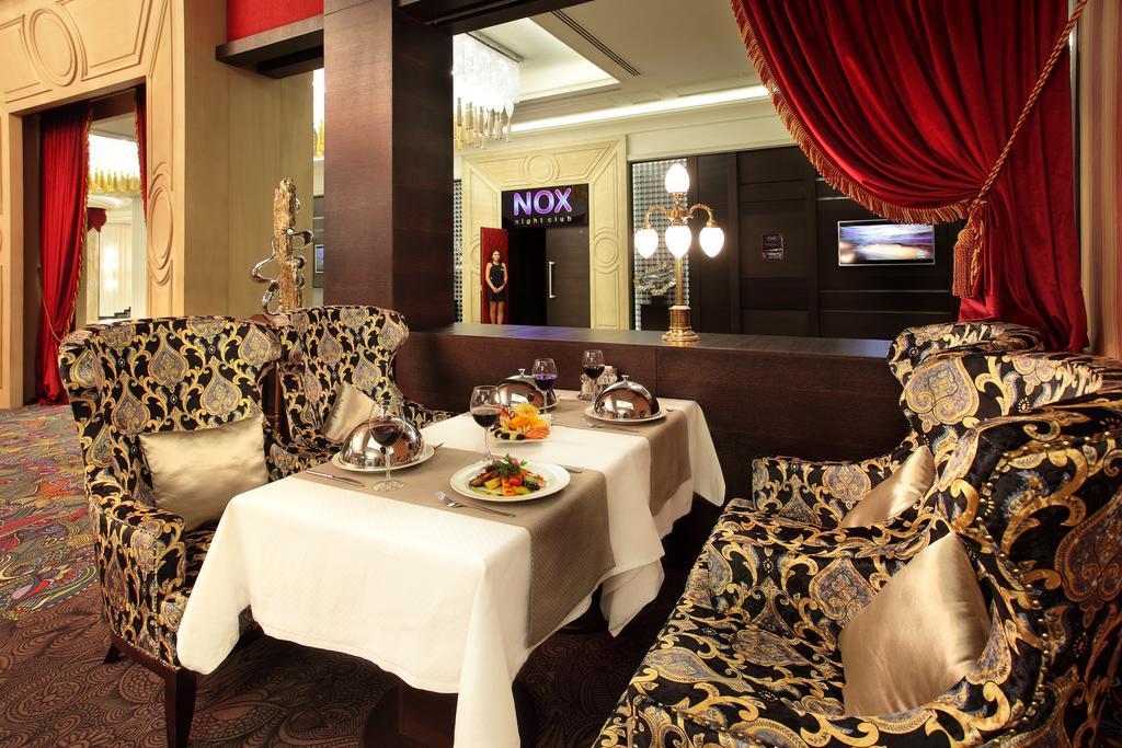 Royal Plaza Hotel And Casino 卡普恰盖 外观 照片