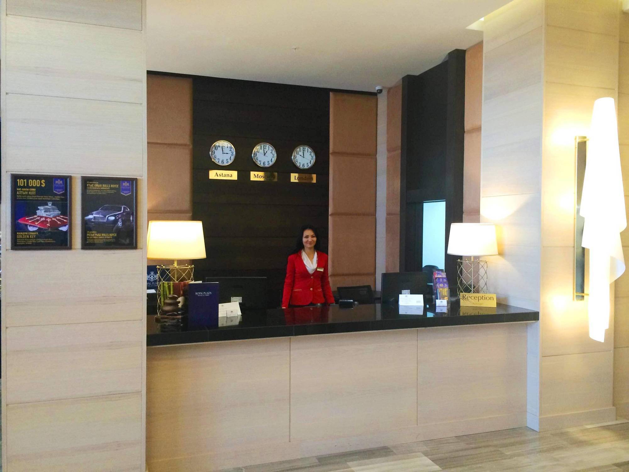 Royal Plaza Hotel And Casino 卡普恰盖 外观 照片